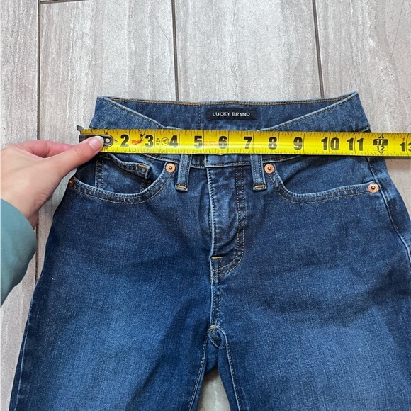 Lucky Brand Dark Wash Mid Rise Ava Skinny Jeans Size 00/24 - Picture 7 of 9